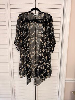 Emory Park Black Sheer Floral Kimono with Cream and Yellow Blooms